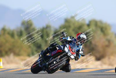 media/Jan-14-2024-SoCal Trackdays (Sun) [[2e55ec21a6]]/Turn 7 (140pm)/